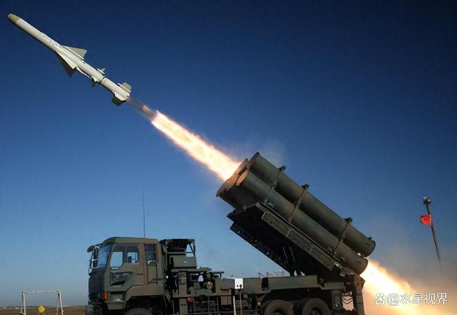 翼龙-2光电系统穿透云雨合成孔径雷达拍清车牌号日本导弹阵地全透明